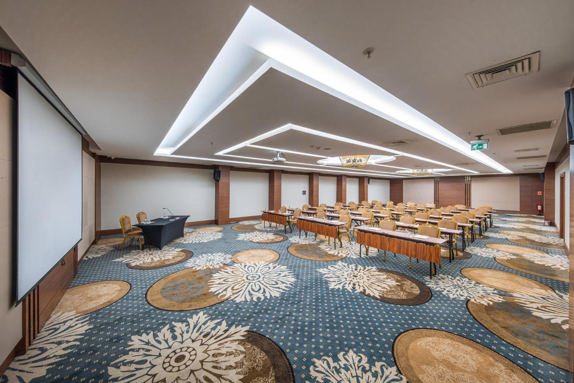 Holiday Inn Ankara - Cukurambar By Ihg Ngoại thất bức ảnh