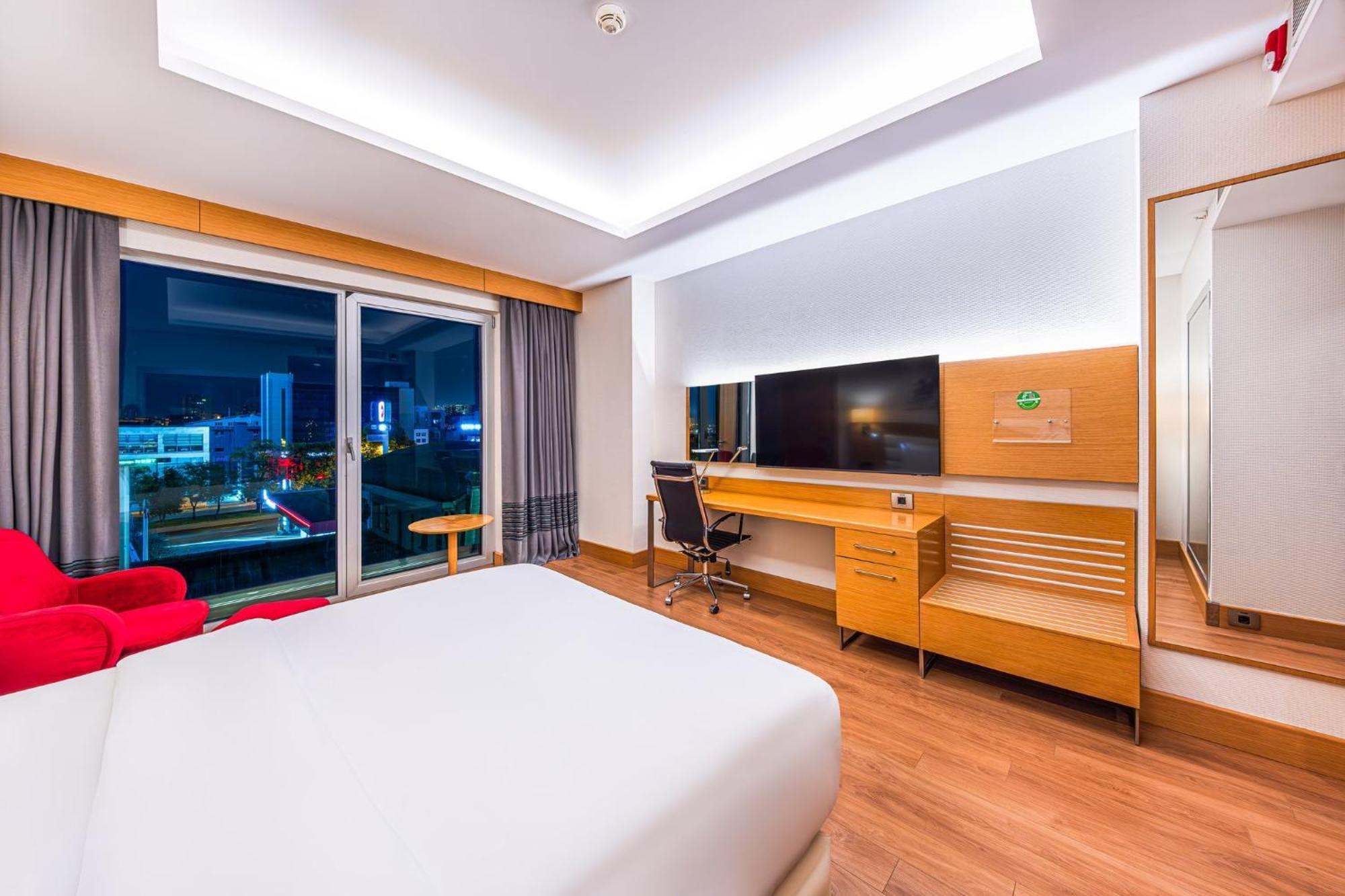 Holiday Inn Ankara - Cukurambar By Ihg Ngoại thất bức ảnh