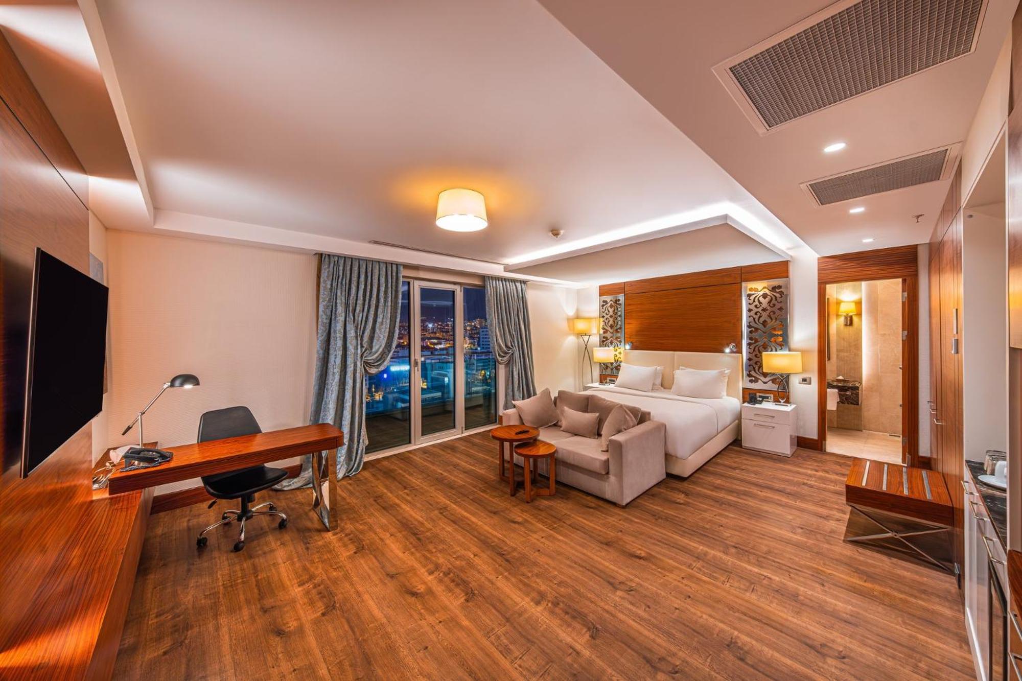 Holiday Inn Ankara - Cukurambar By Ihg Ngoại thất bức ảnh